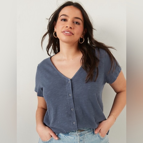 Old Navy Slub Knit V-Neck Button Up Short Sleeve Top - Picture 1 of 7